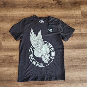 Chaser Men's Skull Tee